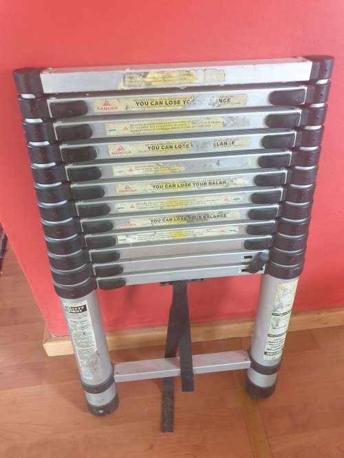 Ladders Ladder Telescopic 2m for sale in Johannesburg (ID579506949)